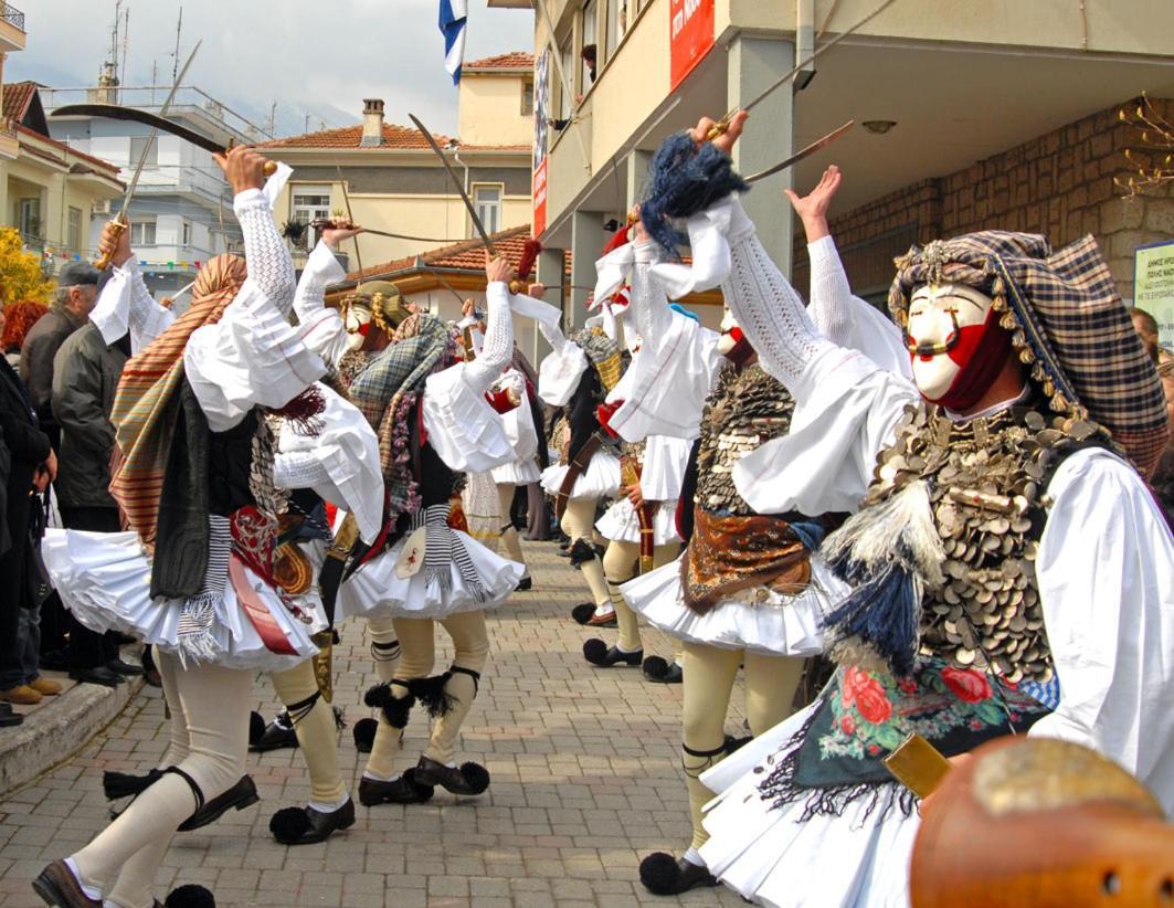Εσπερίδες Naousa (Imathia) Buitenkant foto